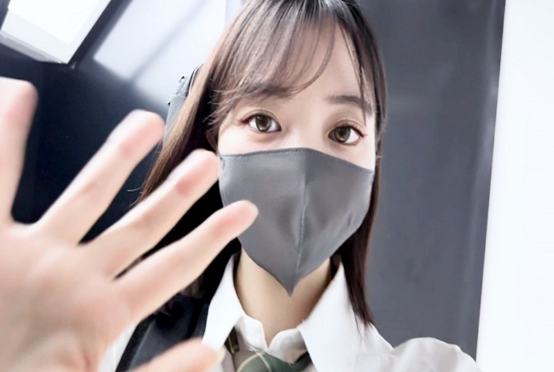 FC2-4653796 【脸部曝光】国民偶像般的18岁轻音乐社团成员。 素人